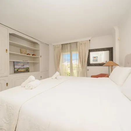 Aviemore - Luxury With Pool In Nueva Andalucia Villa *