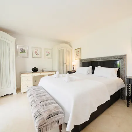 Aviemore - Luxury With Pool In Nueva Andalucia Villa *