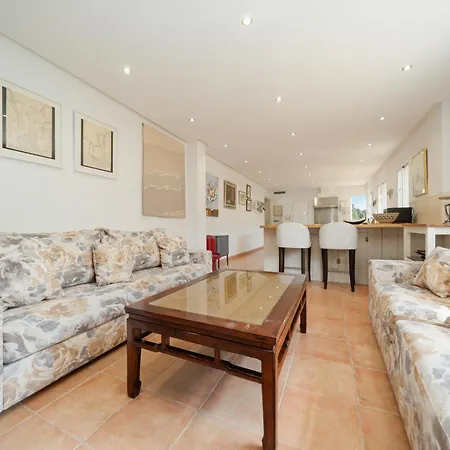 Aviemore - Luxury With Pool In Nueva Andalucia
